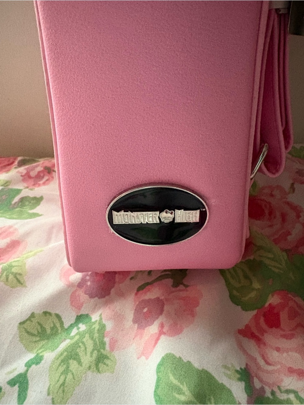 Monster High Draculaura Coffin Backpack - Picture 5 of 10